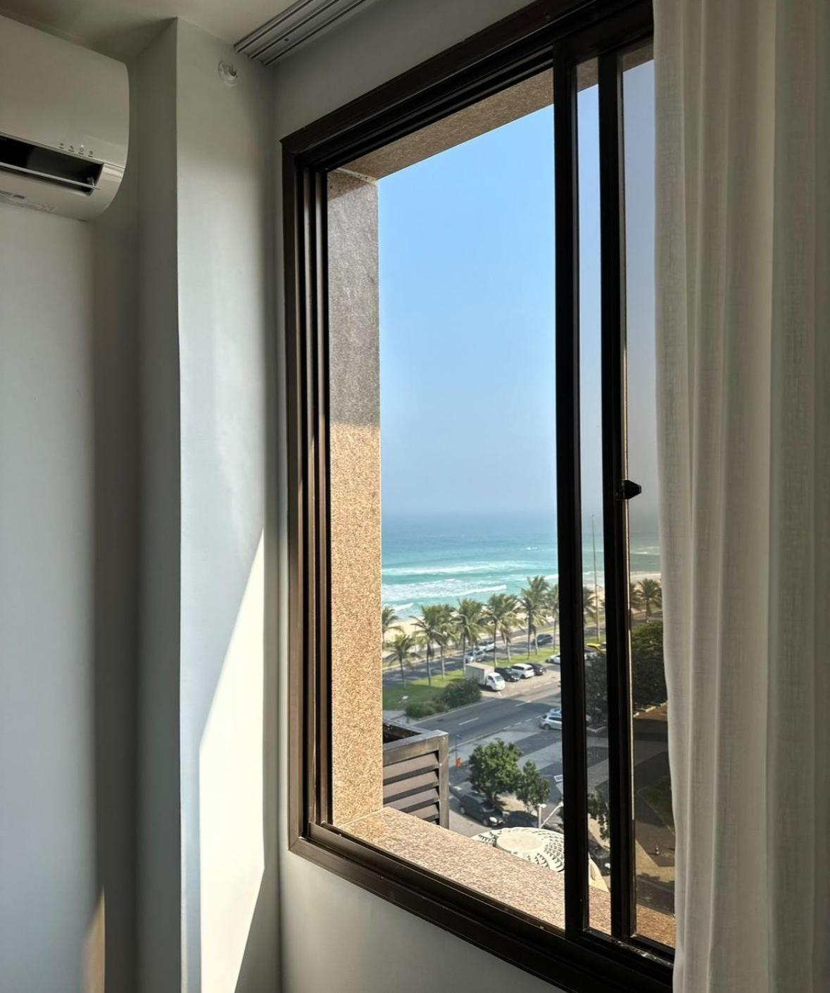 Lindo Apto No Melhor Lugar Da Barra Da Tijuca! Com Uma Vista De Tirar O Folego, Frente Para O Mar! Totalmente Equipado E Decorado Ao Lado Dos Melhores Hoteis E Quiosques Da Barra! Portaria 24H, Piscina, Sauna, Jacuzzi, Academia, Garagem, Wi-Fi, Lavan Rio de Janeiro Exterior foto