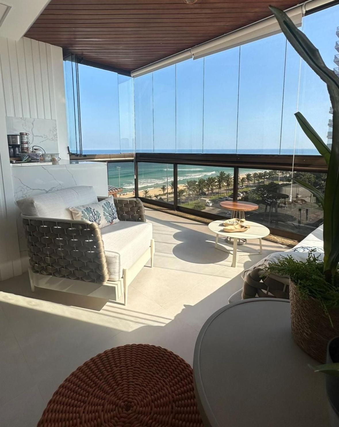 Lindo Apto No Melhor Lugar Da Barra Da Tijuca! Com Uma Vista De Tirar O Folego, Frente Para O Mar! Totalmente Equipado E Decorado Ao Lado Dos Melhores Hoteis E Quiosques Da Barra! Portaria 24H, Piscina, Sauna, Jacuzzi, Academia, Garagem, Wi-Fi, Lavan Rio de Janeiro Exterior foto