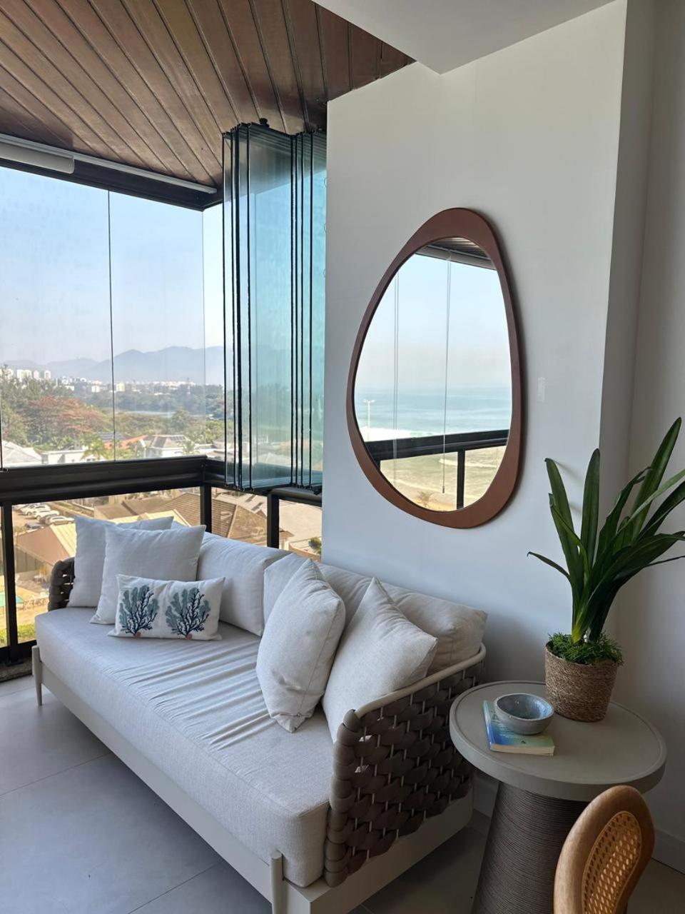 Lindo Apto No Melhor Lugar Da Barra Da Tijuca! Com Uma Vista De Tirar O Folego, Frente Para O Mar! Totalmente Equipado E Decorado Ao Lado Dos Melhores Hoteis E Quiosques Da Barra! Portaria 24H, Piscina, Sauna, Jacuzzi, Academia, Garagem, Wi-Fi, Lavan Rio de Janeiro Exterior foto