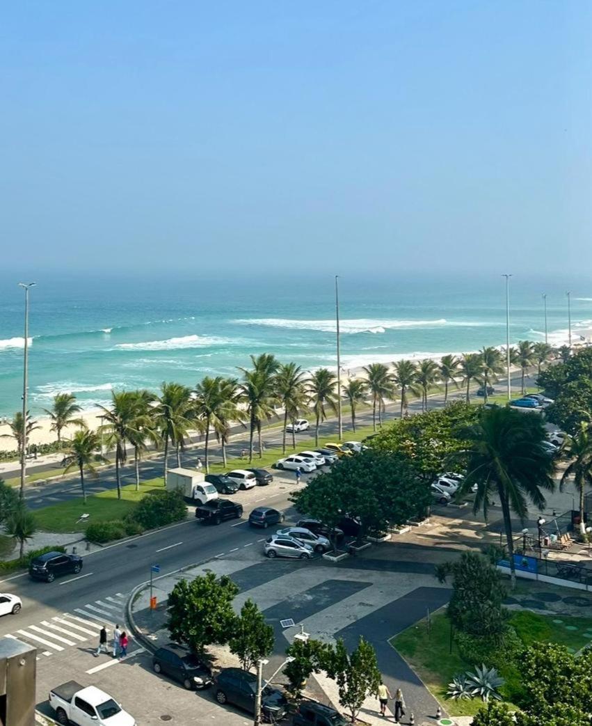 Lindo Apto No Melhor Lugar Da Barra Da Tijuca! Com Uma Vista De Tirar O Folego, Frente Para O Mar! Totalmente Equipado E Decorado Ao Lado Dos Melhores Hoteis E Quiosques Da Barra! Portaria 24H, Piscina, Sauna, Jacuzzi, Academia, Garagem, Wi-Fi, Lavan Rio de Janeiro Exterior foto