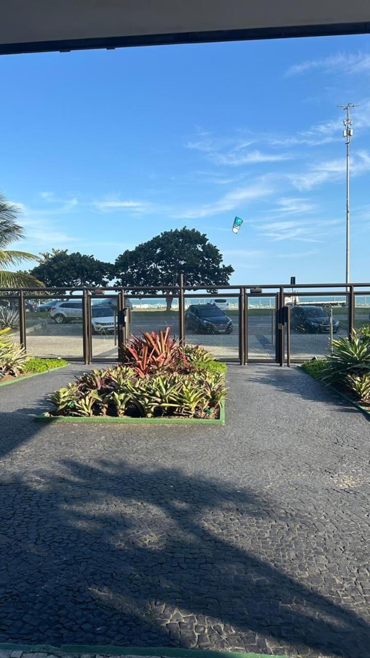 Lindo Apto No Melhor Lugar Da Barra Da Tijuca! Com Uma Vista De Tirar O Folego, Frente Para O Mar! Totalmente Equipado E Decorado Ao Lado Dos Melhores Hoteis E Quiosques Da Barra! Portaria 24H, Piscina, Sauna, Jacuzzi, Academia, Garagem, Wi-Fi, Lavan Rio de Janeiro Exterior foto