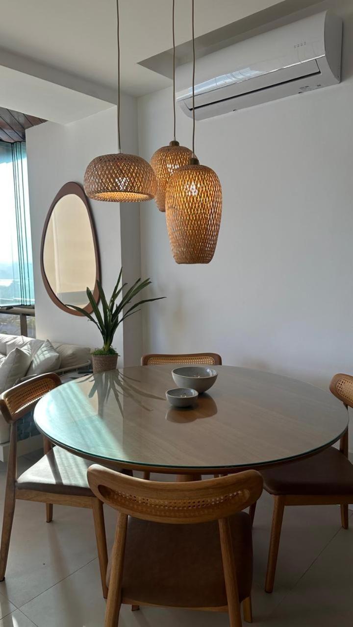 Lindo Apto No Melhor Lugar Da Barra Da Tijuca! Com Uma Vista De Tirar O Folego, Frente Para O Mar! Totalmente Equipado E Decorado Ao Lado Dos Melhores Hoteis E Quiosques Da Barra! Portaria 24H, Piscina, Sauna, Jacuzzi, Academia, Garagem, Wi-Fi, Lavan Rio de Janeiro Exterior foto